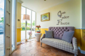 Bambury's Guesthouse